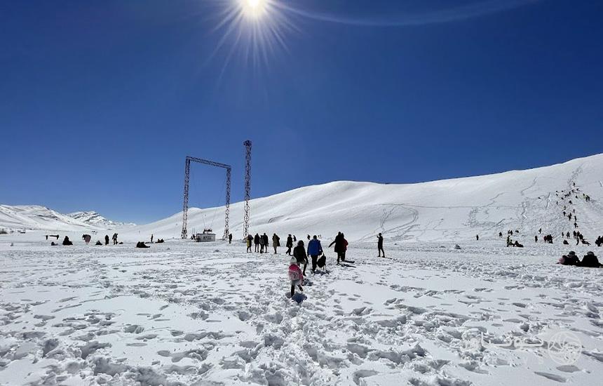 پیست اسکی پولادکف از تفریحات زمستانه شیراز